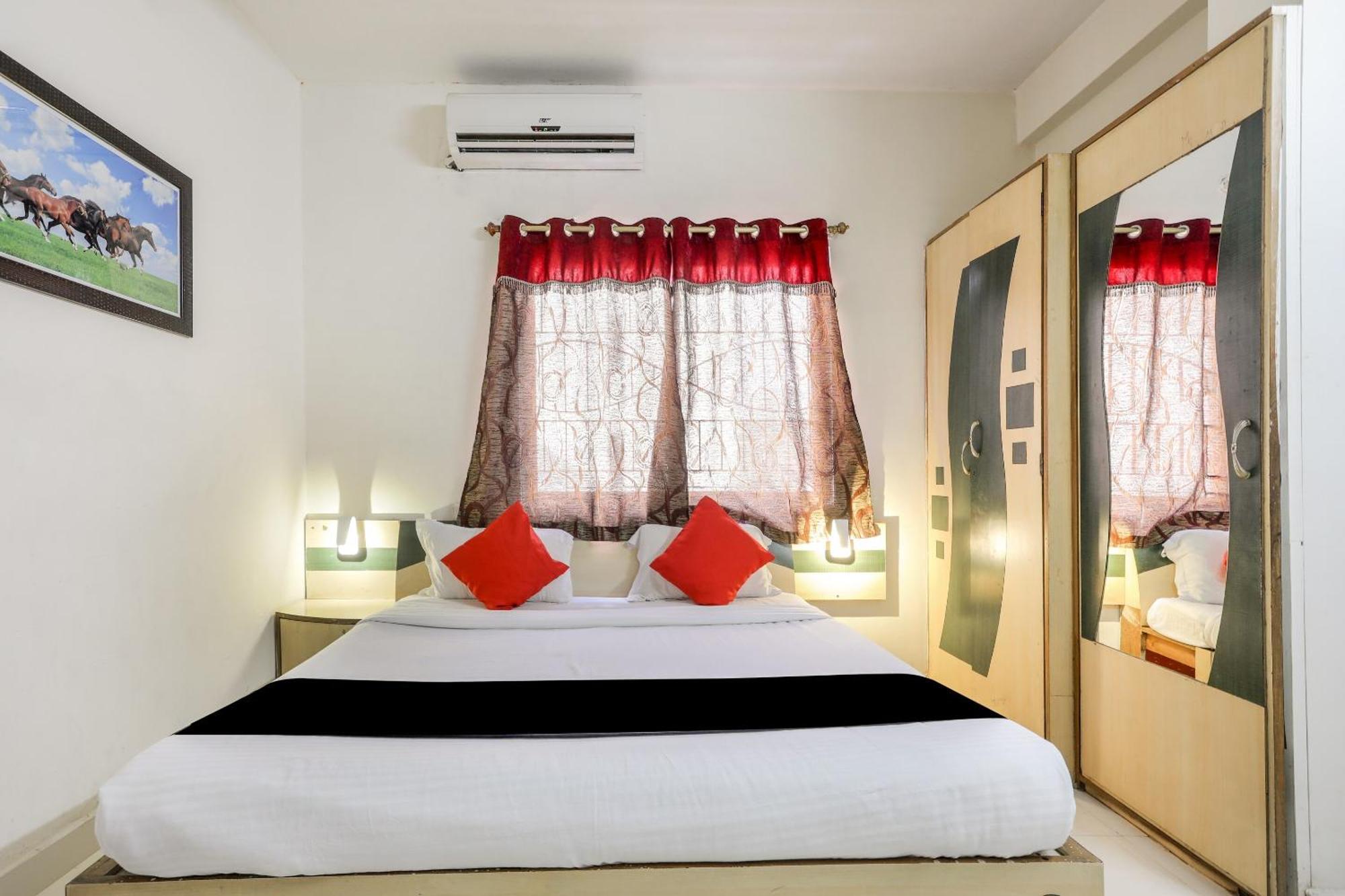 Collection O 3761 Hotel Shree Datta Indore Exterior foto