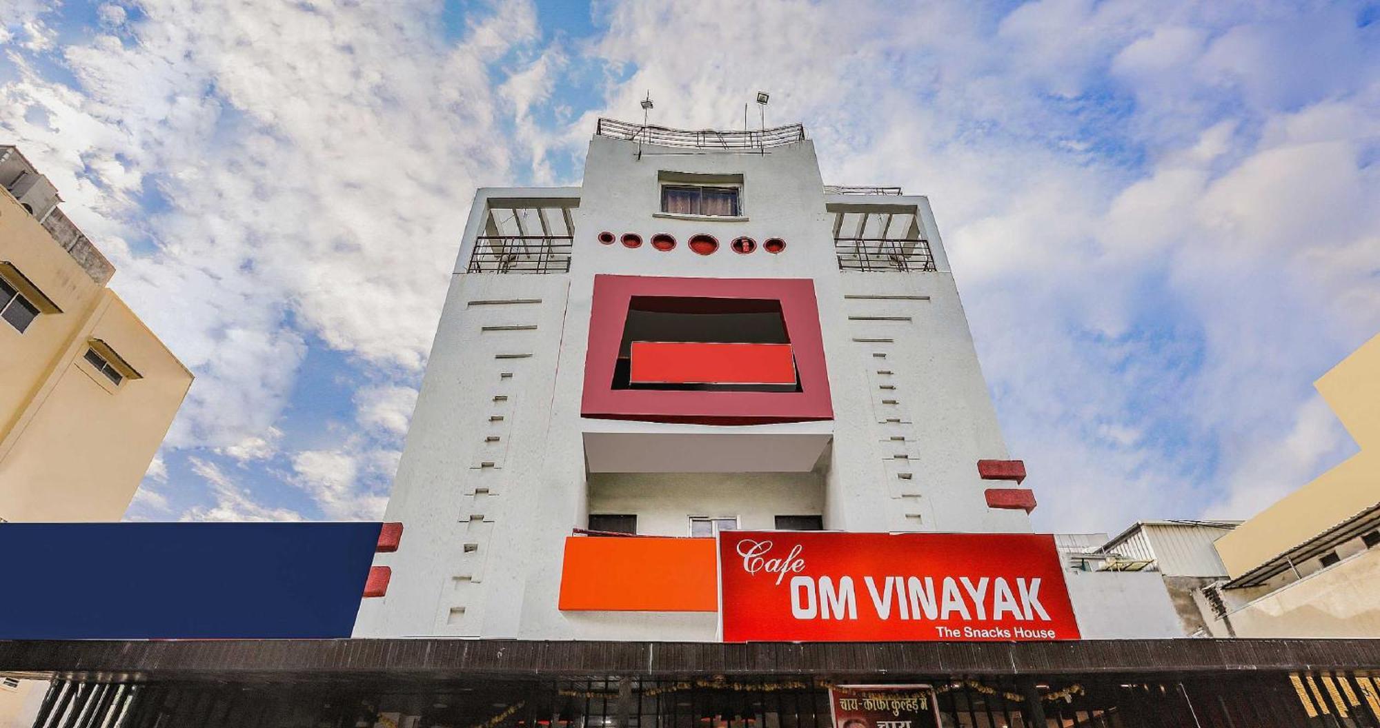 Collection O 3761 Hotel Shree Datta Indore Exterior foto